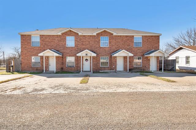 106 Bluebonnet St in Gatesville, TX - Building Photo