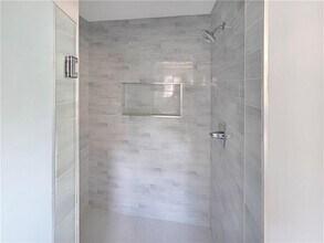 136 Crumley St SE in Atlanta, GA - Foto de edificio - Building Photo