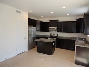 34360 N Levi Ct in Queen Creek, AZ - Foto de edificio - Building Photo