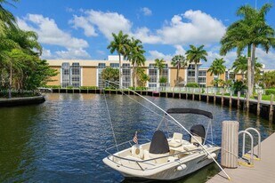 3050 NE 16th Ave in Oakland Park, FL - Building Photo