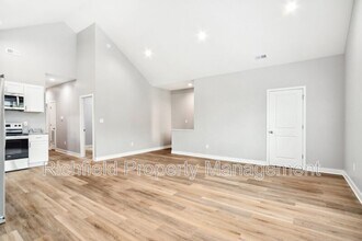 2015 E Maryland St in Indianapolis, IN - Building Photo - Building Photo