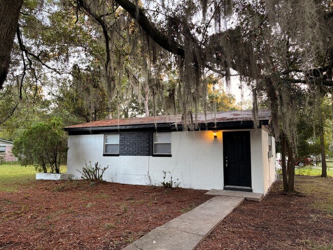 property at 7273 Melvin Rd