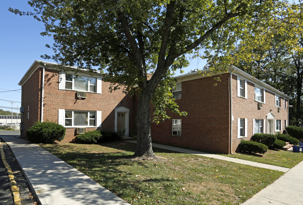 Cypress Gardens Apartments in North Plainfield, NJ ...