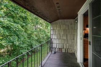 Residences at Covered Bridge in Liverpool, NY - Foto de edificio - Interior Photo