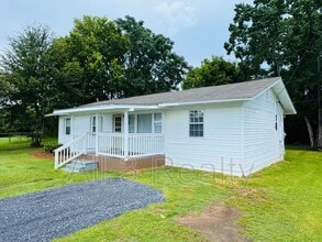 287 McNeal St in Tallassee, AL - Building Photo - Building Photo