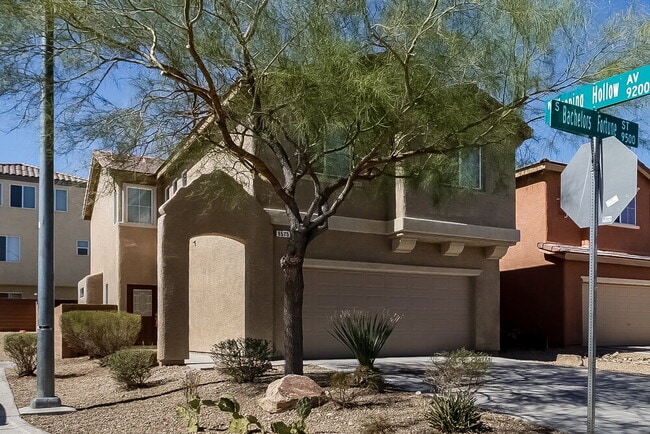 9575 Bachelors Fortune St in Las Vegas, NV - Foto de edificio - Building Photo