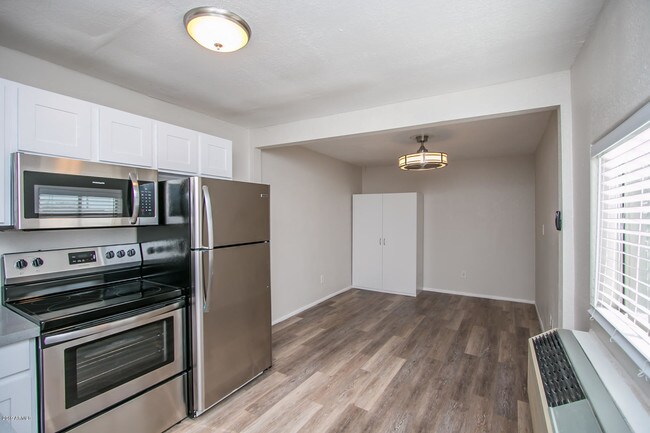 1026 E Pierce St-Unit -B in Phoenix, AZ - Building Photo - Building Photo