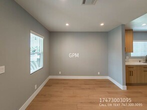 6454 Gentry Ave in Los Angeles, CA - Building Photo - Building Photo
