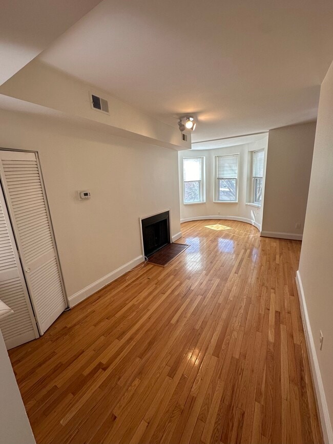 1013 P St NW, Unit AptC