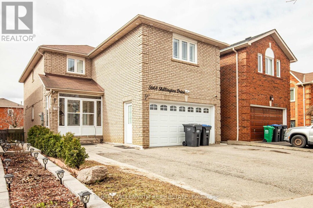 5668 Shillington Dr in Mississauga, ON - Building Photo