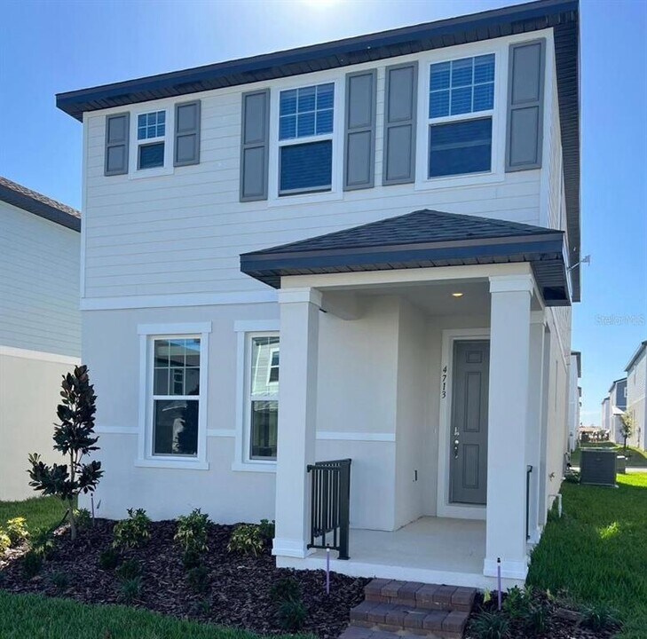 4713 Abbeywood Aly in Winter Garden, FL - Building Photo