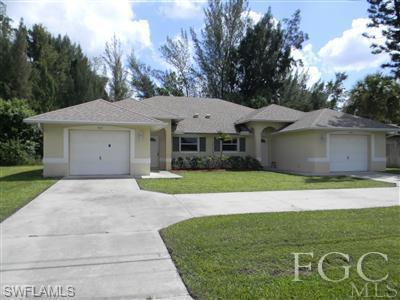 815 SE 24th Ave in Cape Coral, FL - Building Photo