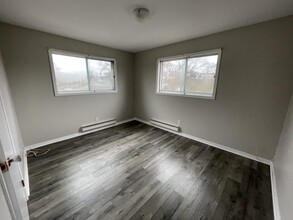 17 Lockwood St in Moncton, NB - Building Photo - Building Photo