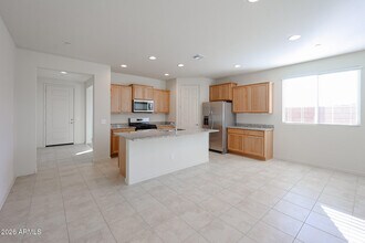 13610 W Copper Leaf Ln in Peoria, AZ - Building Photo - Building Photo