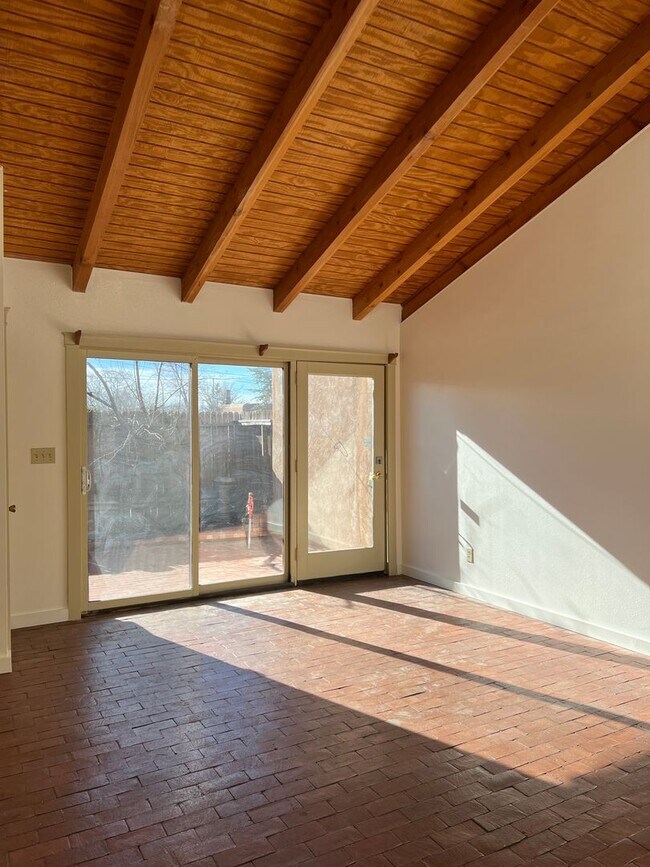 132 Romero St in Santa Fe, NM - Building Photo - Building Photo