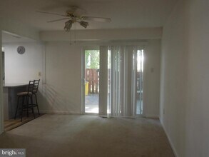 1738 Farmington Ct in Crofton, MD - Building Photo - Building Photo