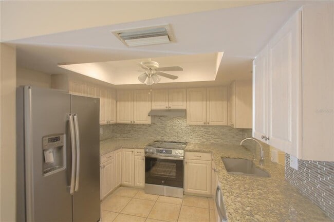 3431 Dunbar Dr in Sarasota, FL - Building Photo - Building Photo