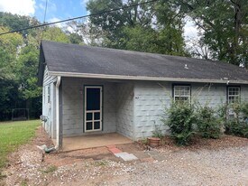 162 Tibbetts St in Athens, GA - Building Photo