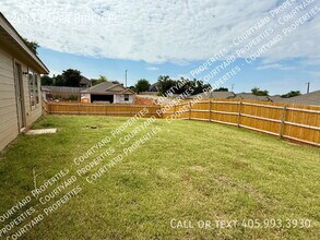 2013 Paper Birch Pl in Oklahoma City, OK - Building Photo - Building Photo