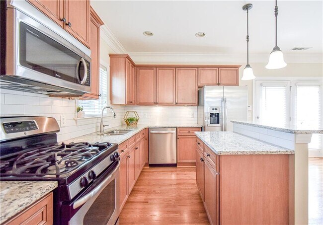 290 16th St NW in Atlanta, GA - Foto de edificio - Building Photo