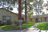 Sierra Grande Apartments in Fresno, CA - Foto de edificio - Building Photo