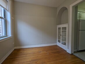 542 W Surf St, Unit #540-N3 in Chicago, IL - Building Photo - Building Photo