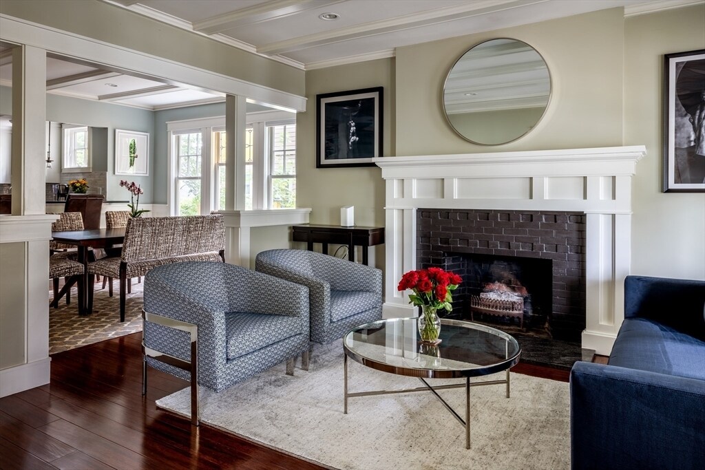 115 Oakley Rd in Belmont, MA - Building Photo