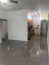 2240 NE 172nd St in North Miami Beach, FL - Building Photo - Building Photo