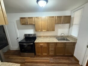 2877 Sullivant Ave in Columbus, OH - Building Photo - Building Photo