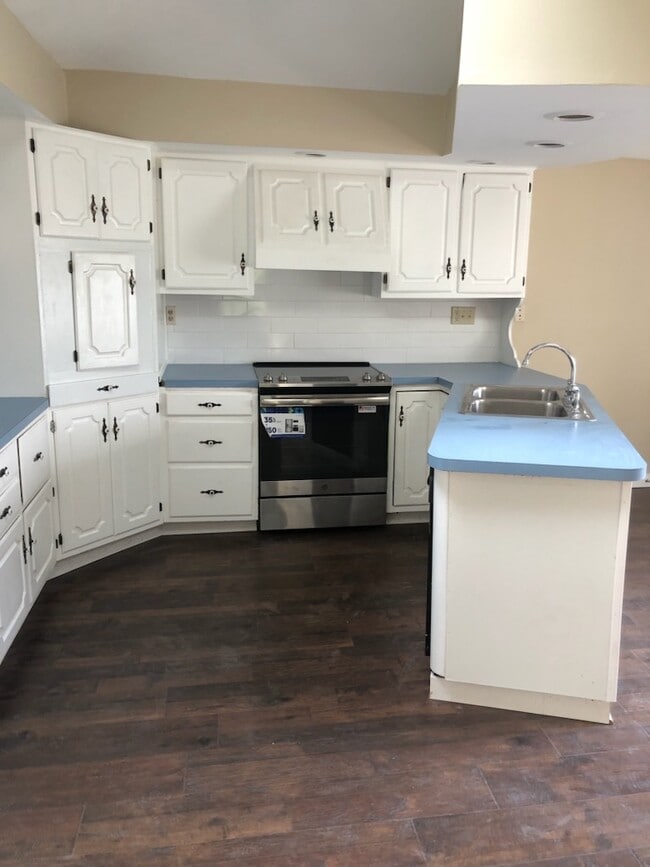 164 Oak St in Pittston, PA - Building Photo - Building Photo