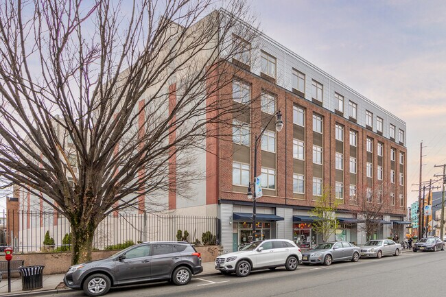 The Saffron in Jersey City, NJ - Building Photo - Building Photo