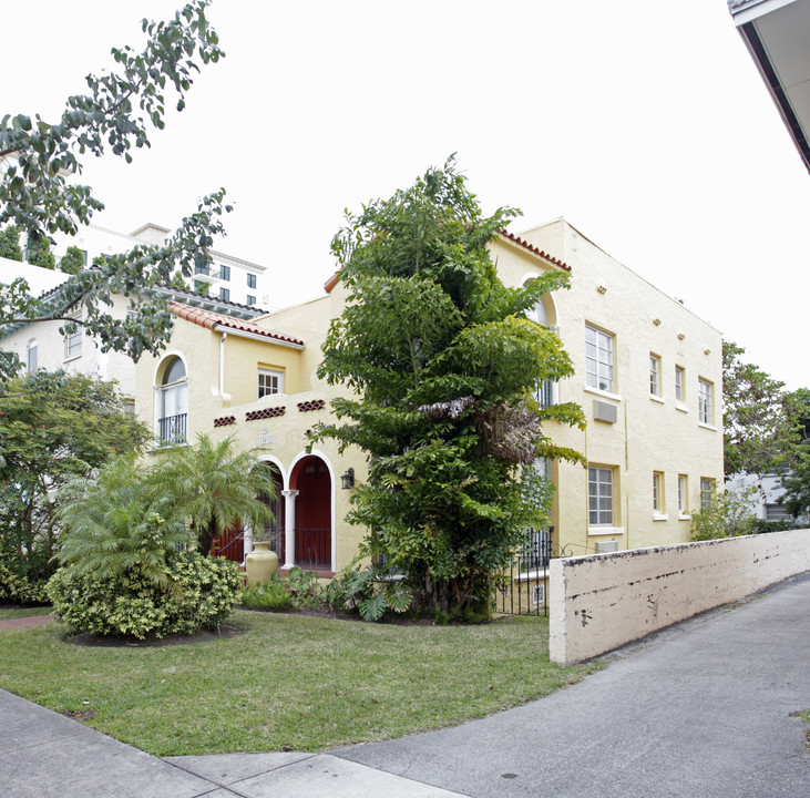 226 Sidonia Ave in Coral Gables, FL - Building Photo