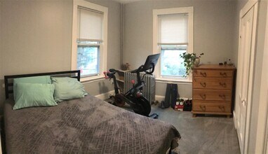 62 Eustis St, Unit 1 in Cambridge, MA - Building Photo - Building Photo