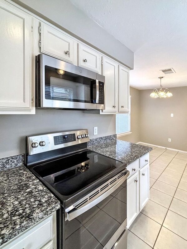 2426 Tall Ships Ln in Friendswood, TX - Building Photo - Building Photo