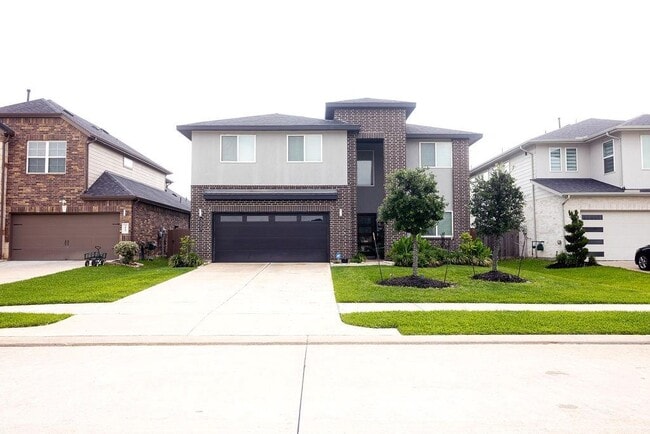 property at 3023 Schultz Manor Ln