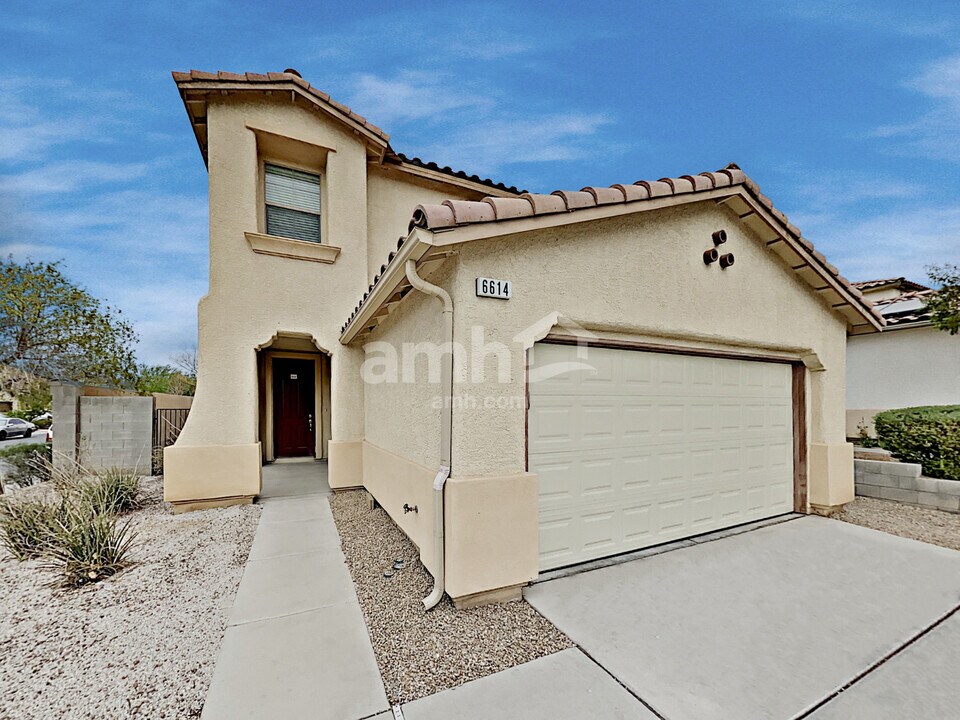 6614 Painted Morning Ave in Las Vegas, NV - Building Photo