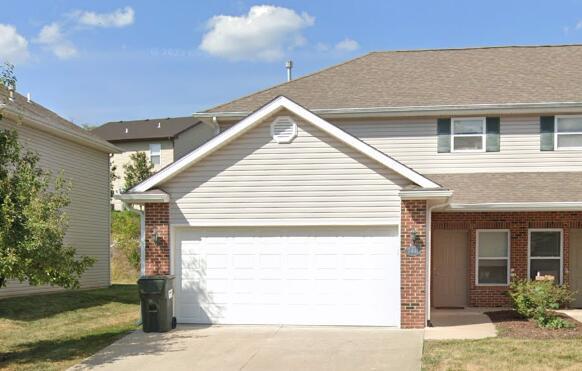 property at 7441 Arratt Ct