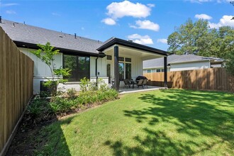 7311 Honey Creek Ln in Porter, TX - Building Photo - Building Photo