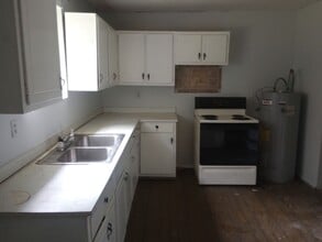 178 Leroy Gossett Rd in Union, SC - Building Photo - Building Photo