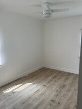 3821 Edna Pl in San Diego, CA - Building Photo - Building Photo