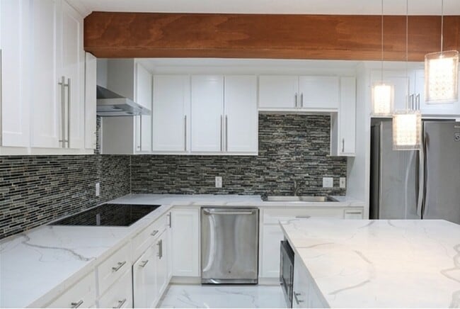property at 10323 Bridgeland Ln