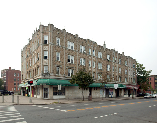 Wyllys Park Apartments in Hartford, CT - Building Photo - Building Photo