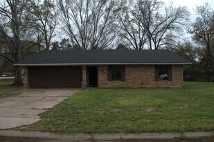 1901 Richard Dr in Monroe, LA - Building Photo