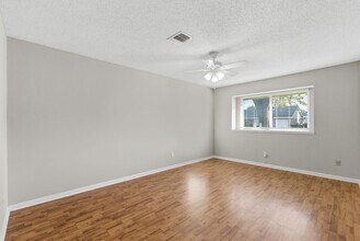 5814 Viking Dr in Houston, TX - Building Photo - Building Photo