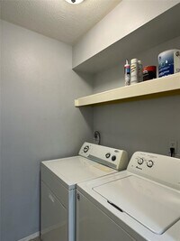 8787 Brae Acres Rd photo'