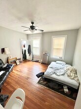 10 Carmel St, Unit 1 in Boston, MA - Foto de edificio - Building Photo