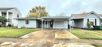 6927 Burgess St in Houston, TX - Building Photo