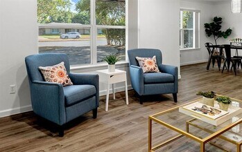 5819 Forest Ln in Dallas, TX - Building Photo - Building Photo