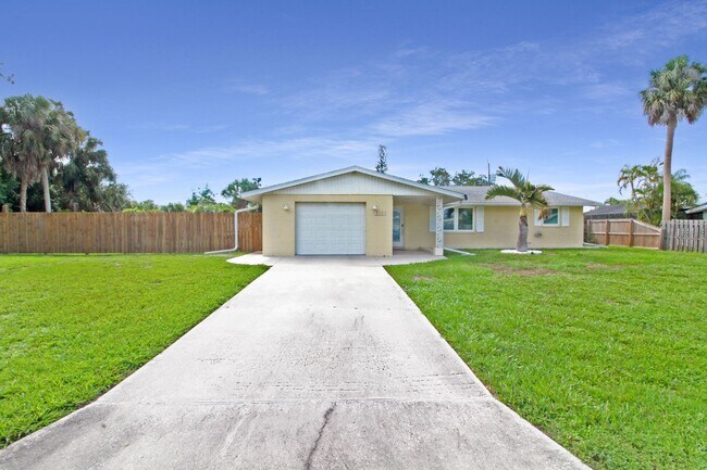 property at 324 Treasure Rd