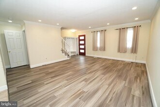 915 Arch St in Perkasie, PA - Building Photo - Building Photo